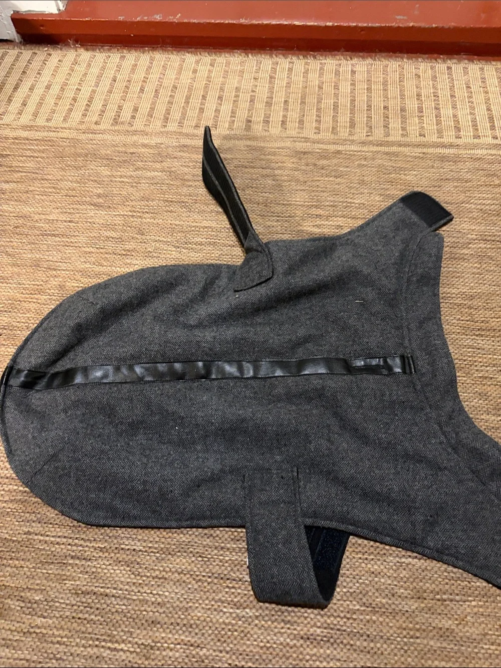 Bailey & Bell warm gray